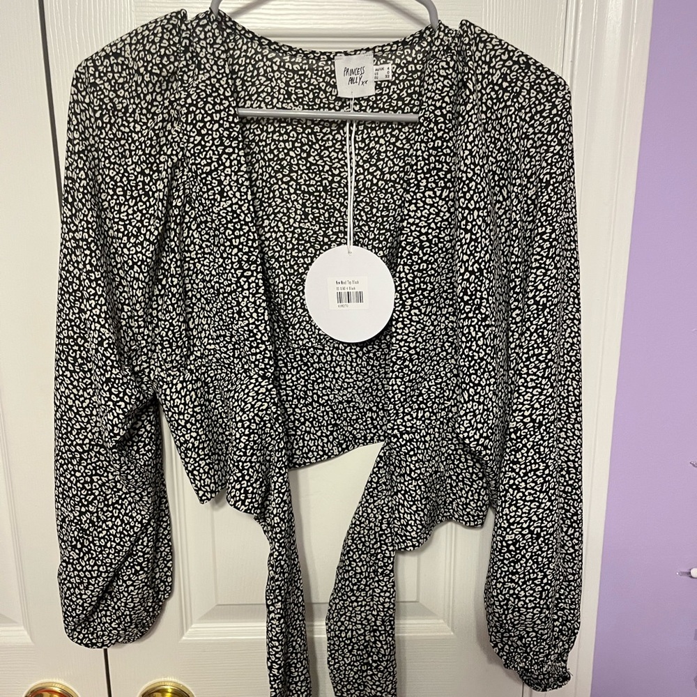 Princess Polly wrap top - Picture 6 of 7
